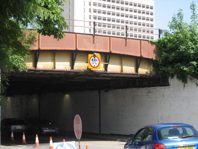 Victoria Arch railway bridge, Woking